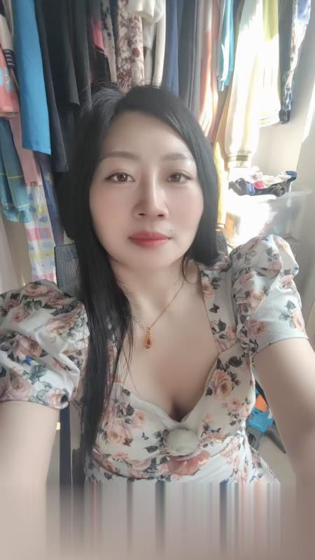 上海约炮闵行少妇..-2.jpg